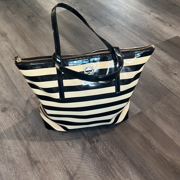 kate spade Handbags - Kate Spade Vinyl Zip Tote Cream and Black Striped
